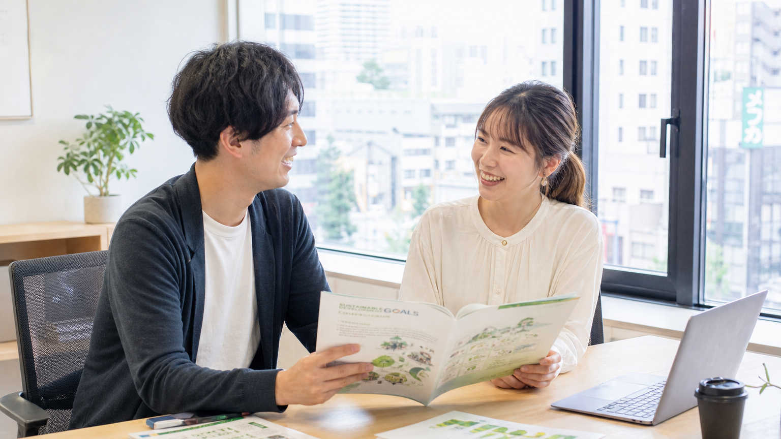 環境報告書とは?産業廃棄物業者が作成すべき理由と基本的な役割